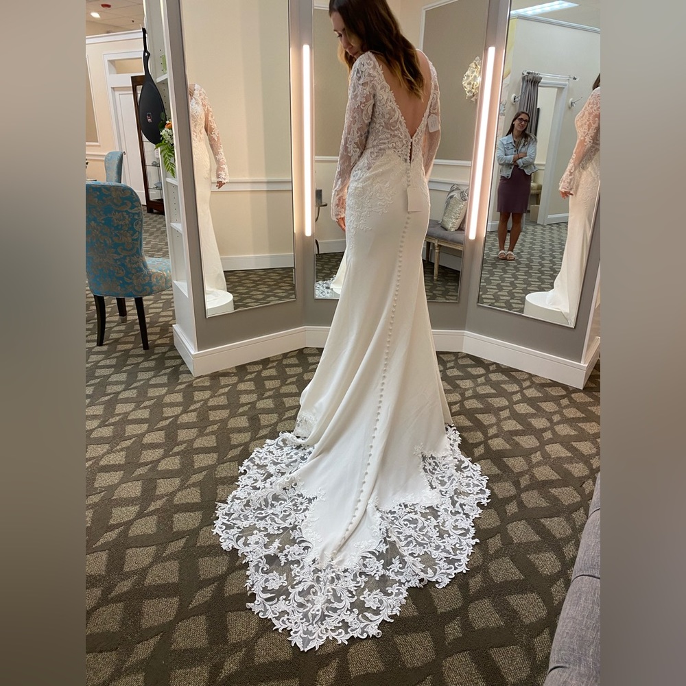 Essense of Austrailia D3029 Wedding Dress